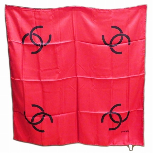 CHANEL Accessories - Chanel CHANEL CC red black large scarf ladies